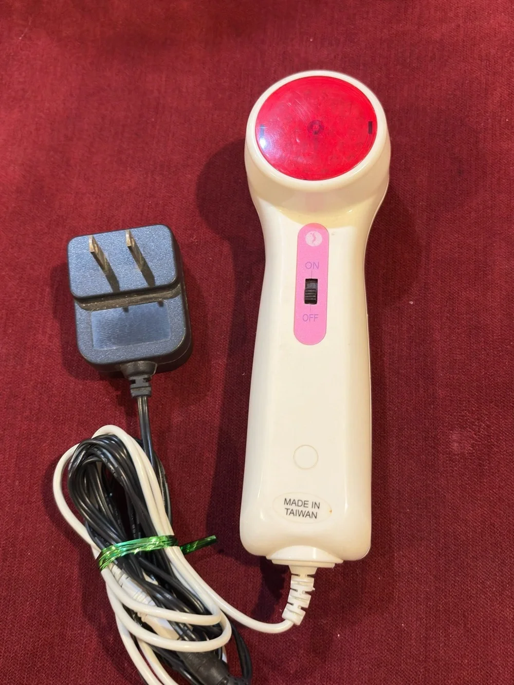 Handheld Facial Beauty Massager Wand - Made in Taiwan